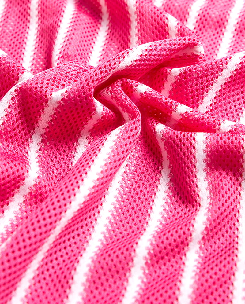 الاستدامة: الممارسات المبتكرة في إنتاج واستخدام الأقمشة المحبوكة