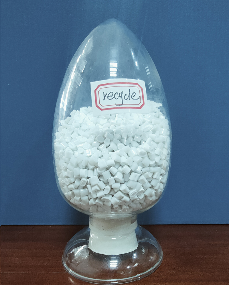 رقائق بوليستر مُعاد تدويرها عالية النقاء من فئة المنسوجات للنسيج المحبوك رقائق بوليستر مُعاد تدويرها عالية النقاء من فئة المنسوجات للنسيج المحبوك