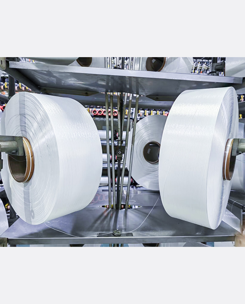 ما هي التطبيقات الواسعة للغزل المسحوب بالكامل في مجالات الموضة والصناعة؟